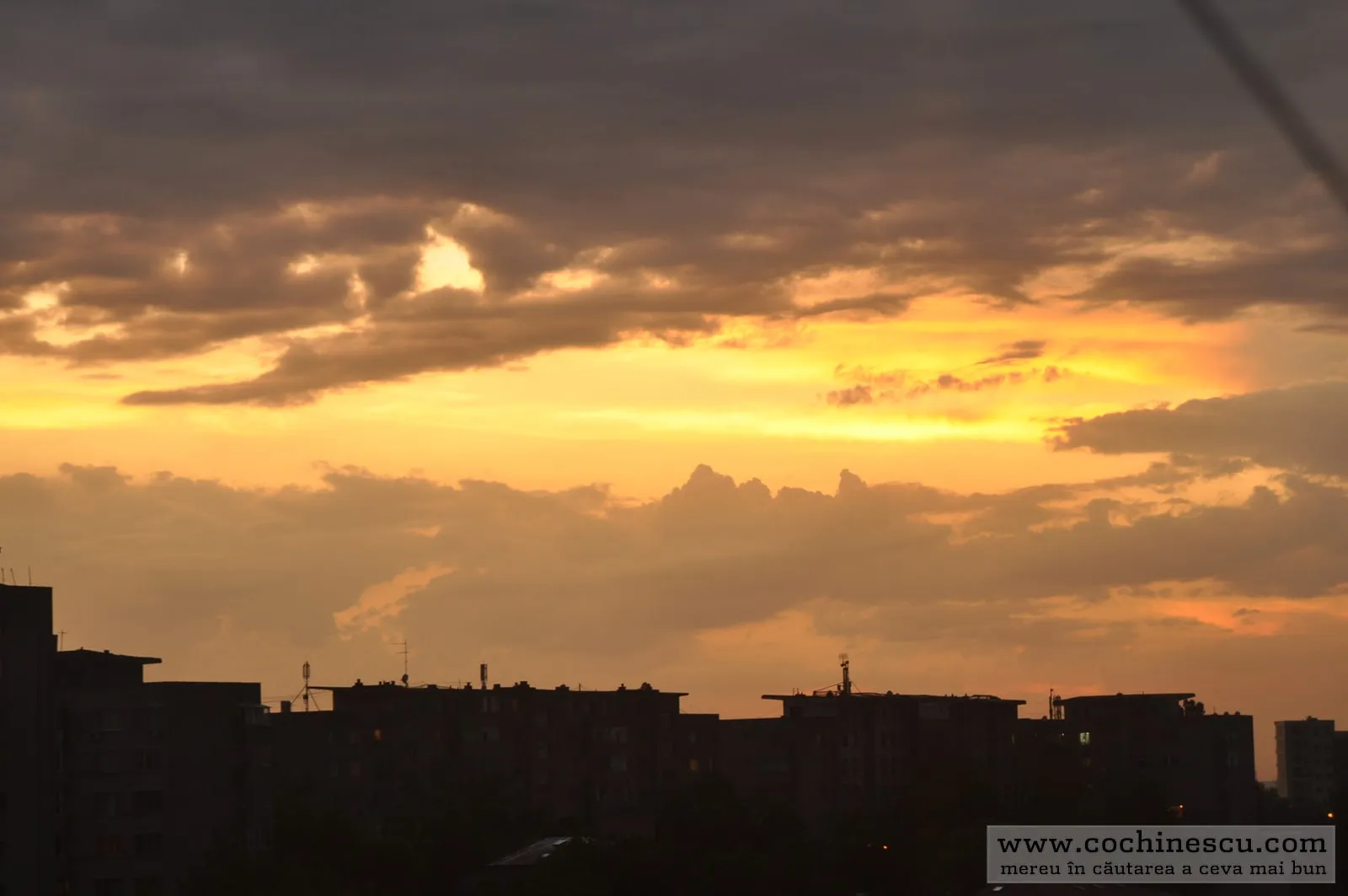 Fotografia 3 din „Curcubeu deasupra Bucureștiului”