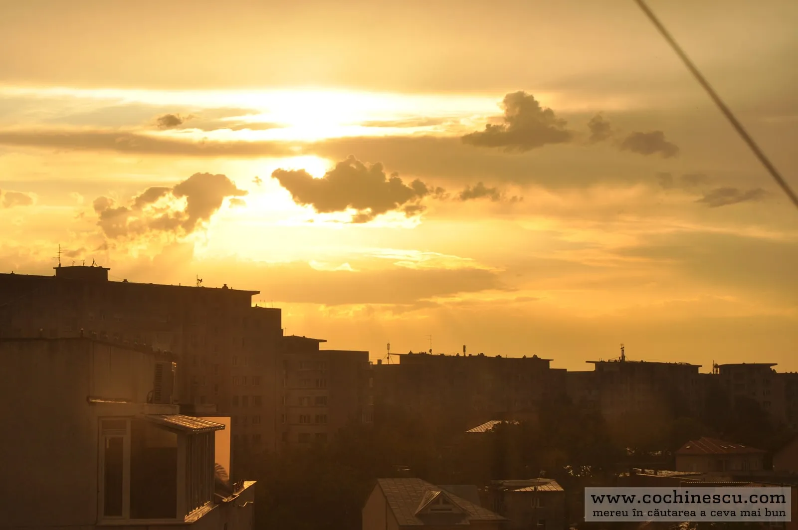 Fotografia 4 din „Curcubeu deasupra Bucureștiului”